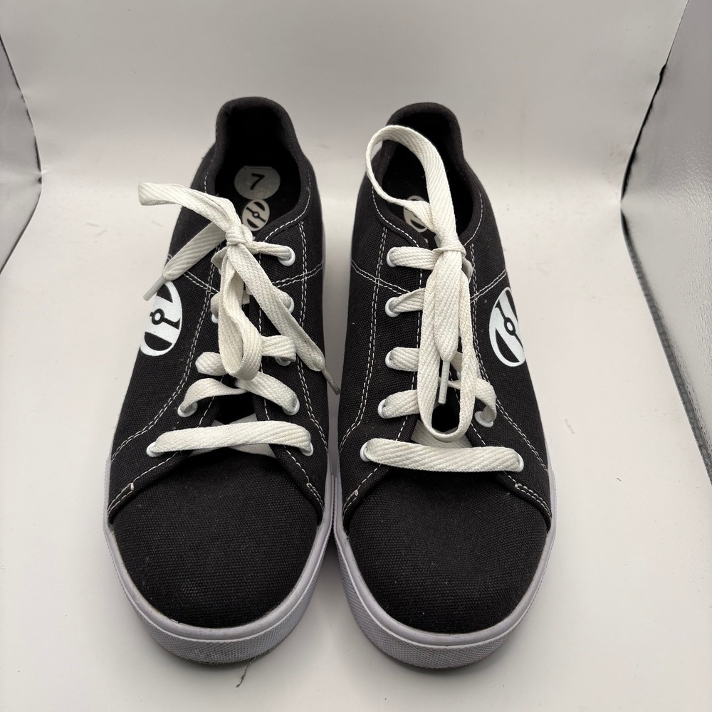Heelys Mens Canvas Skate Shoes Black White Low Top Wheeled Sneakers HES10458 M 7